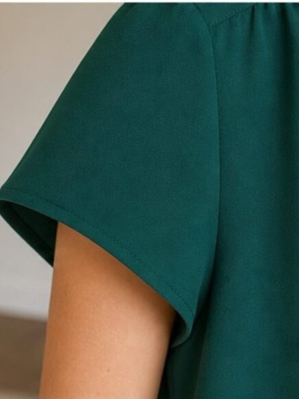 Emerald Ruffle Blouse - Picture 5 of 6